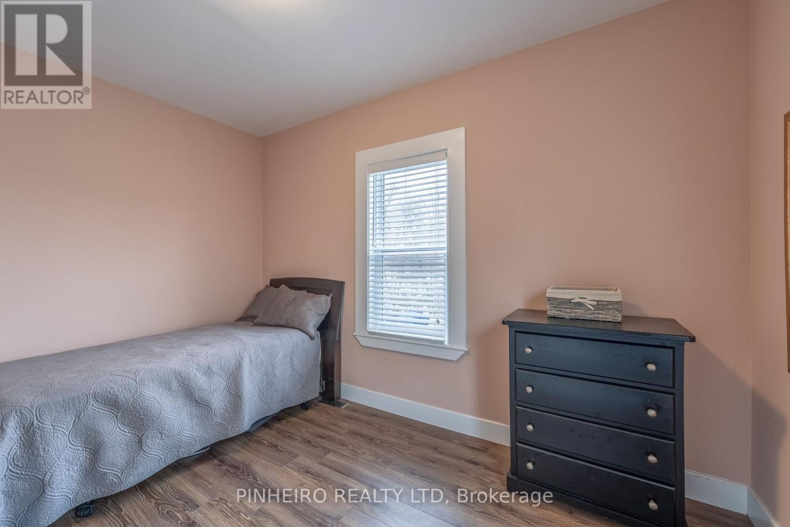 87 ELGIN STREET, St. Thomas, Ontario