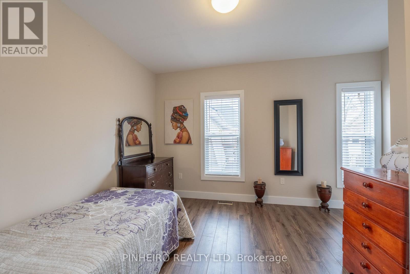 87 ELGIN STREET, St. Thomas, Ontario