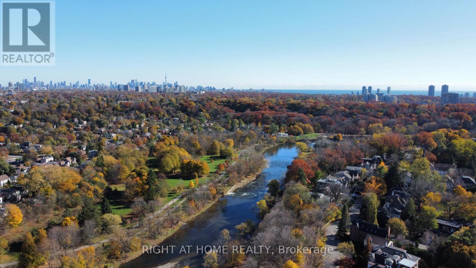 33 THORNDALE AVENUE - Photo 4 of 47, Toronto (Kingsway South), Ontario