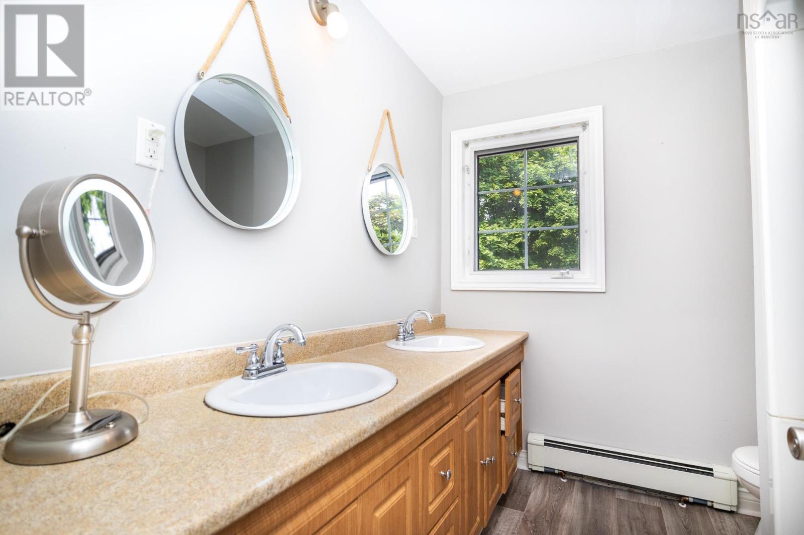 Property 34 of 49 of 79 Whitney Avenue