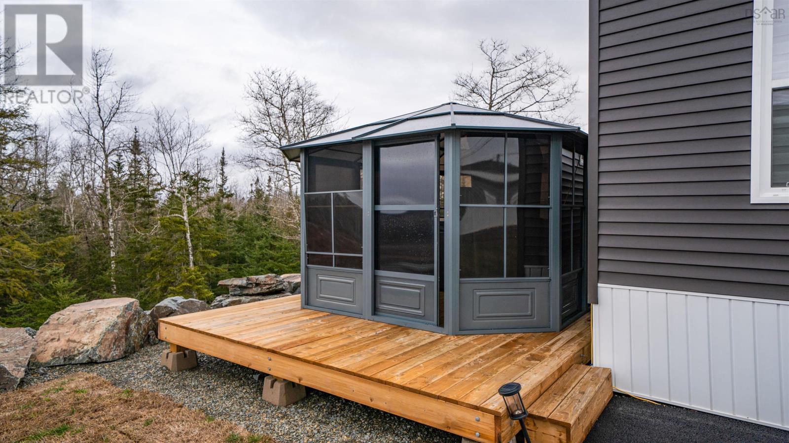 Property 40 of 42 of 23 Halton Drive