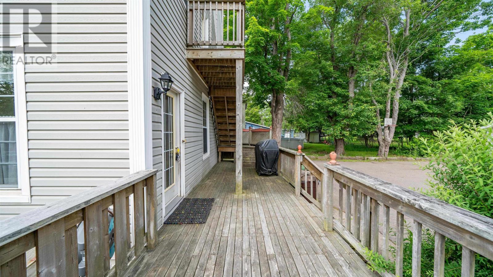 Property 34 of 42 of 79 Willow Avenue