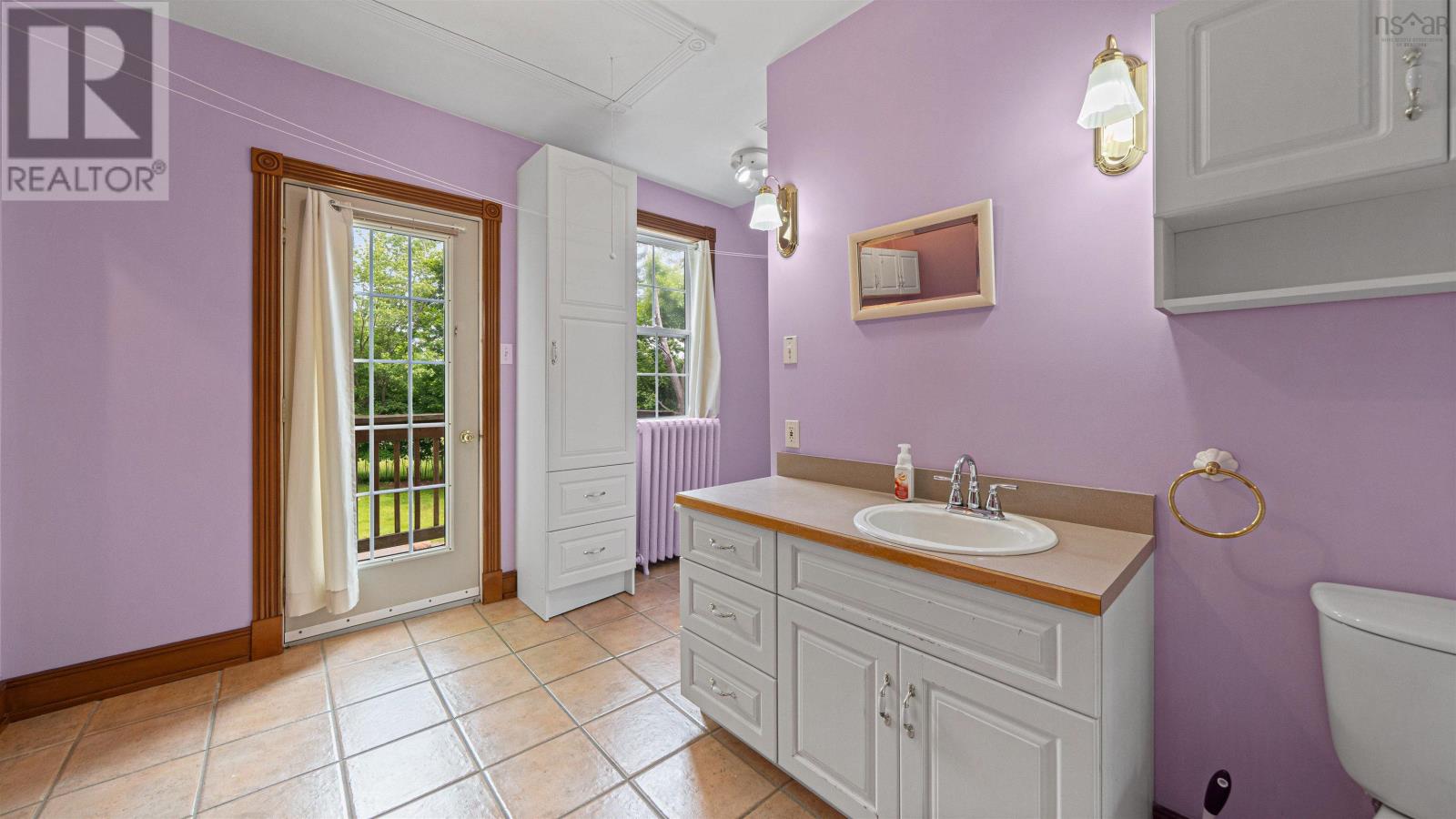 Property 25 of 42 of 79 Willow Avenue