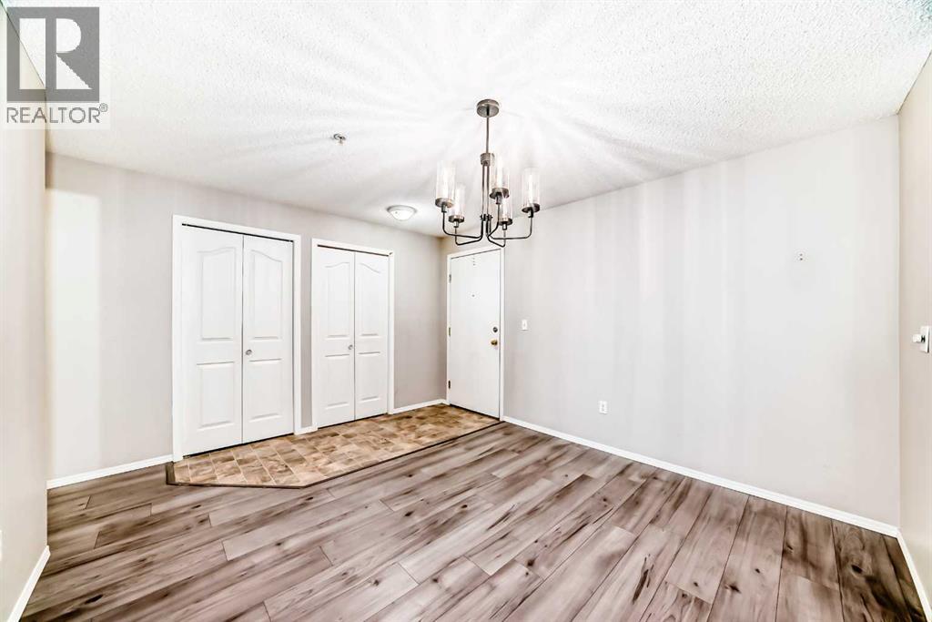 Single Family House for Sale in   Country Village Bay NE Country Hills Village Calgary 