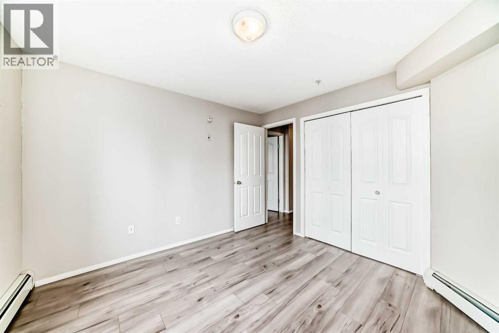 Single Family House for Sale in   Country Village Bay NE Country Hills Village Calgary 