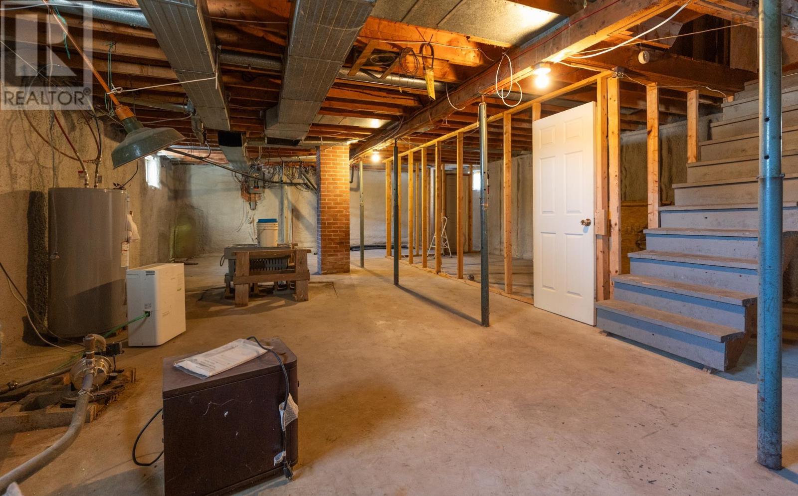 Property 20 of 27 of 2357 Highway 1