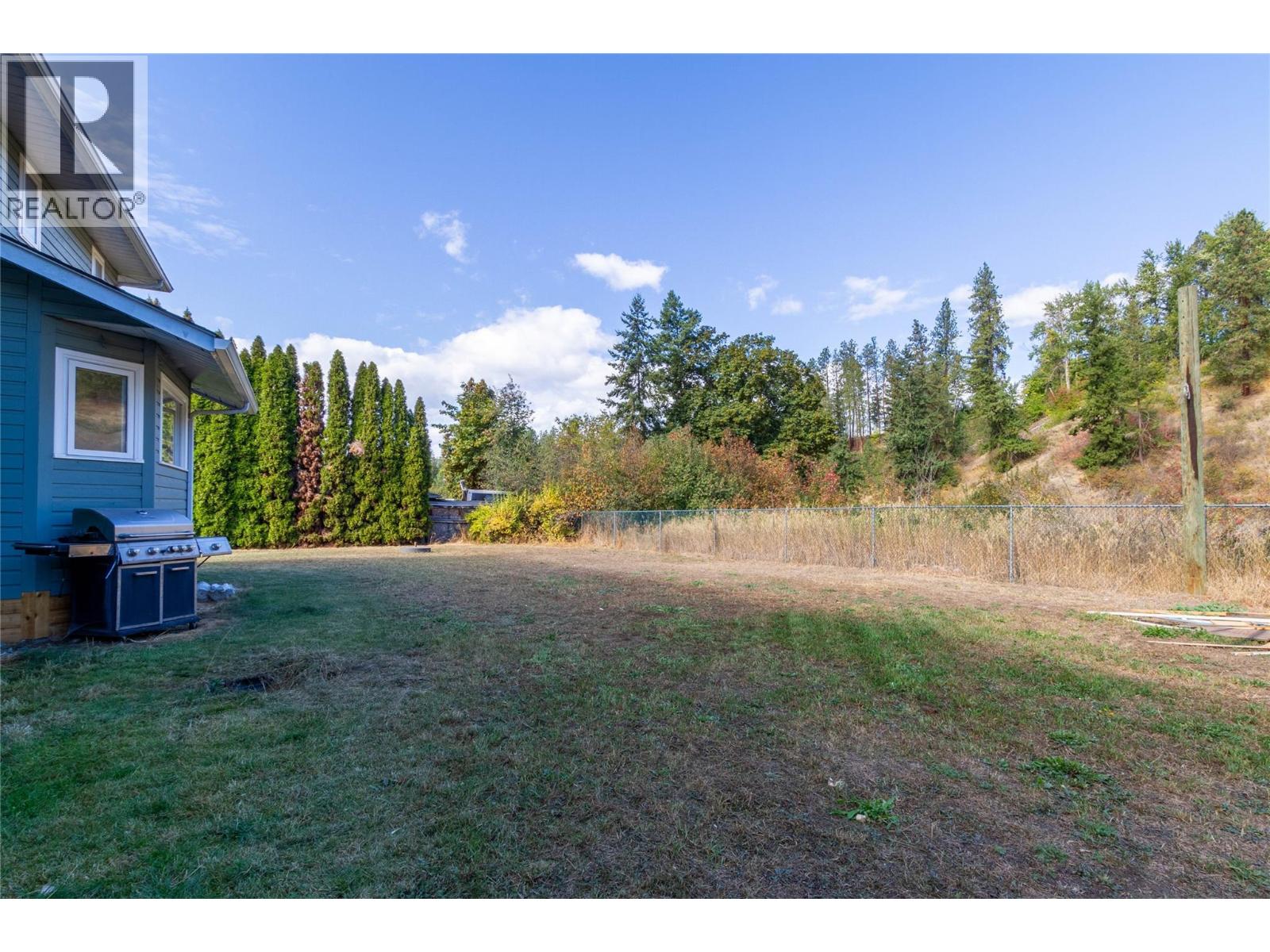 1065 BX Road, Vernon