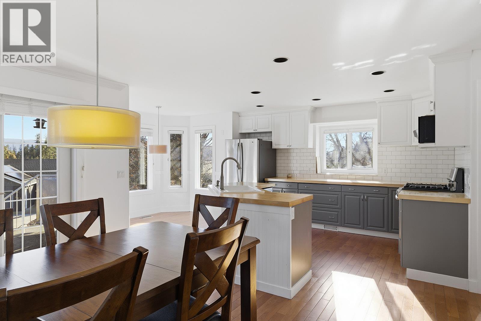  745 Cassiar Crescent, Kelowna