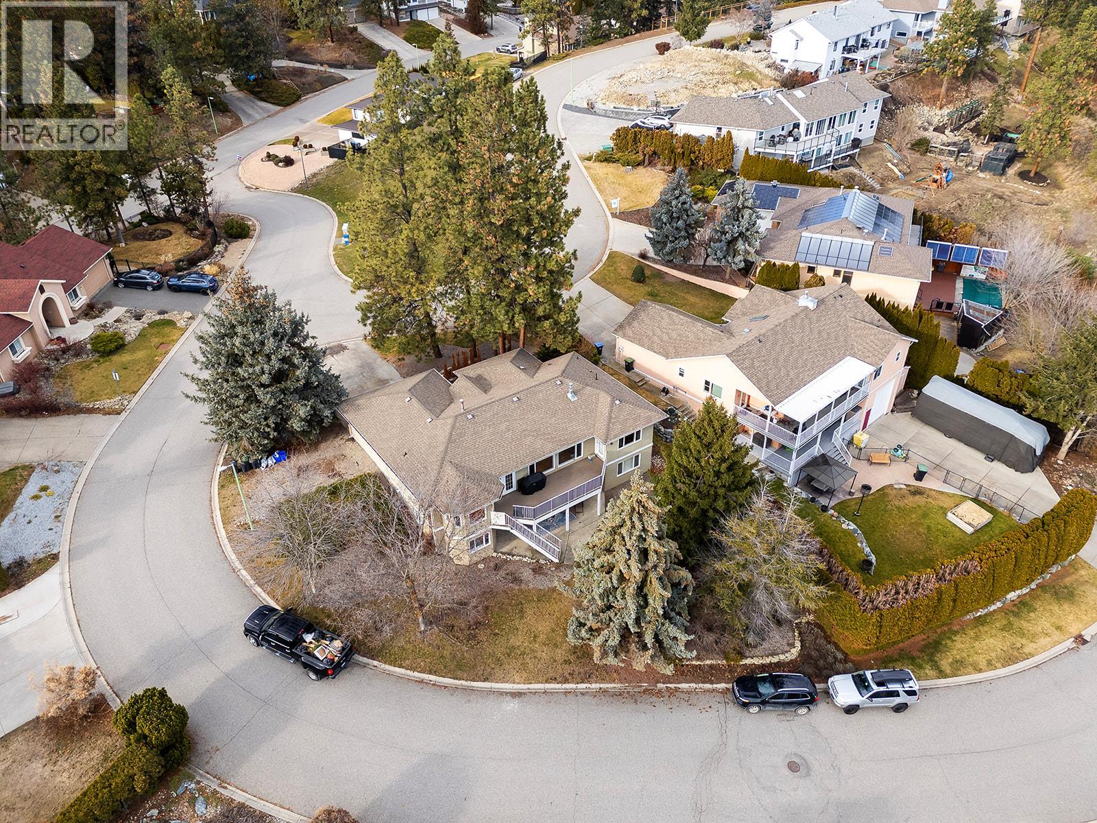  745 Cassiar Crescent, Kelowna
