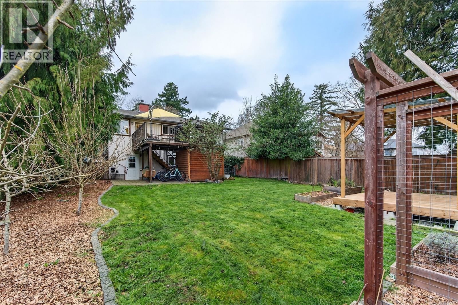  3905 Grange Road, Saanich