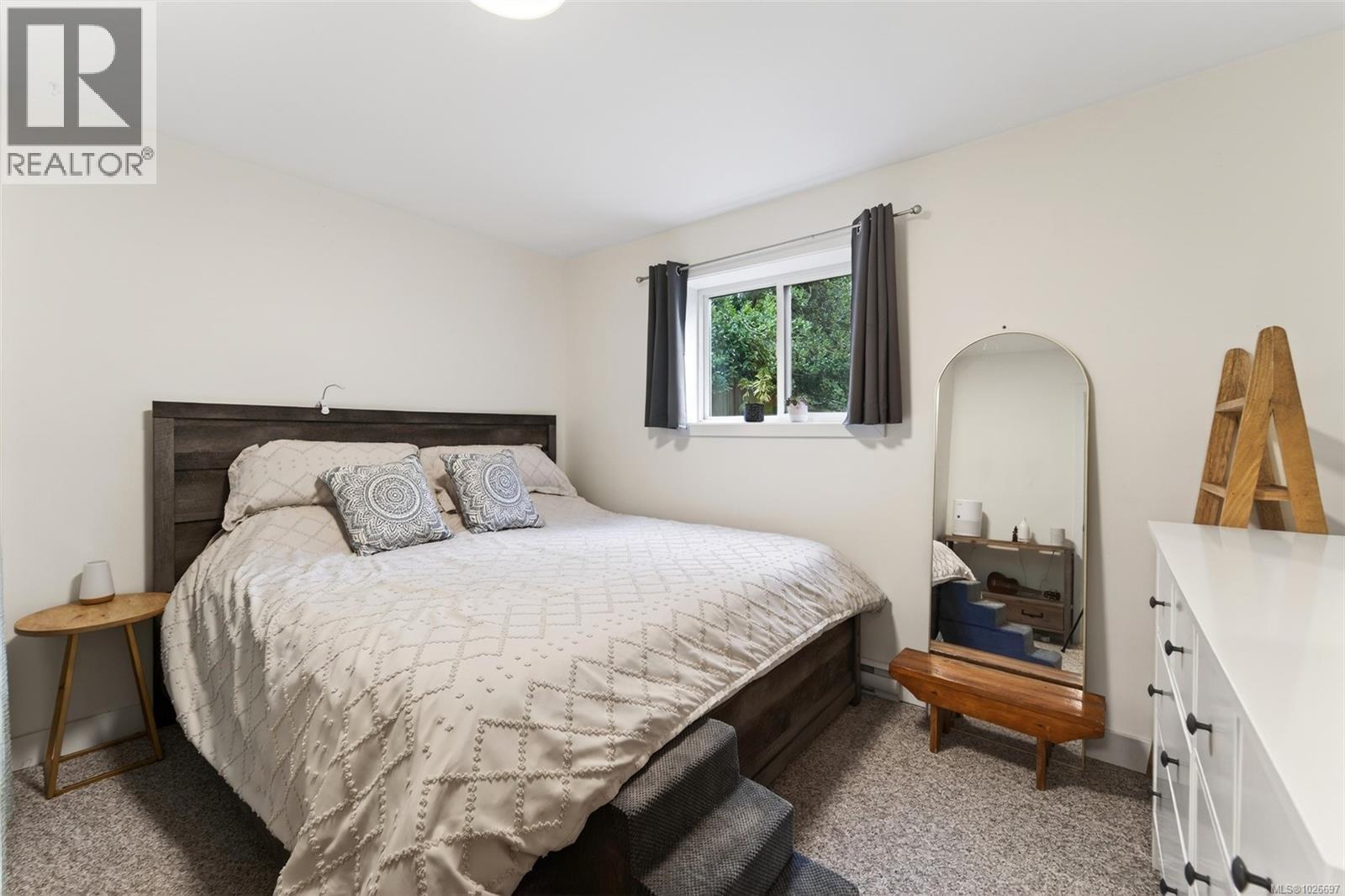  3905 Grange Road, Saanich