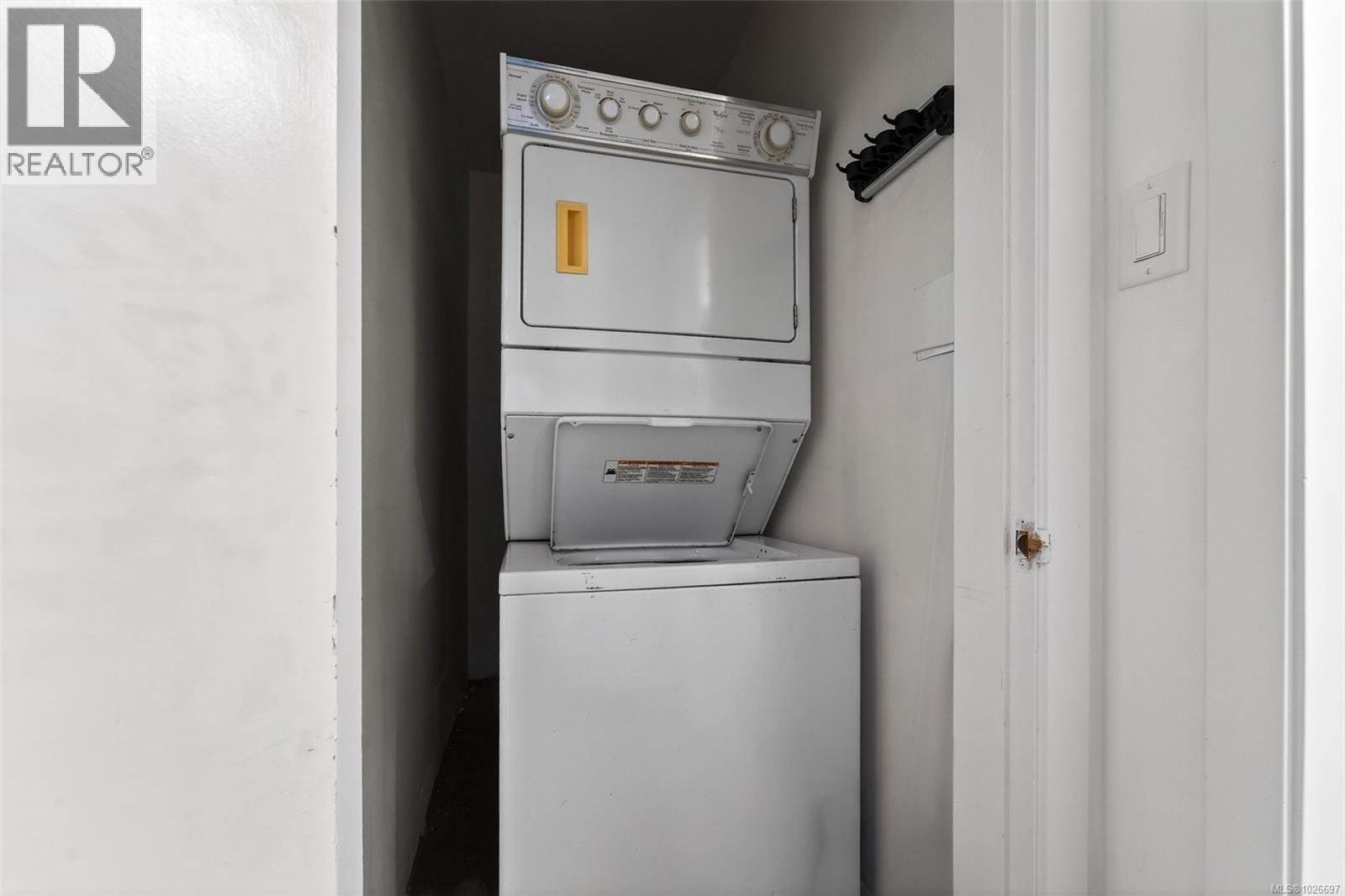  3905 Grange Road, Saanich