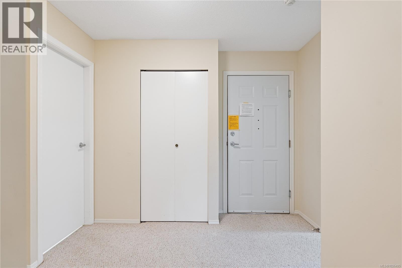 105 3915 St. Georges Lane, Saanich