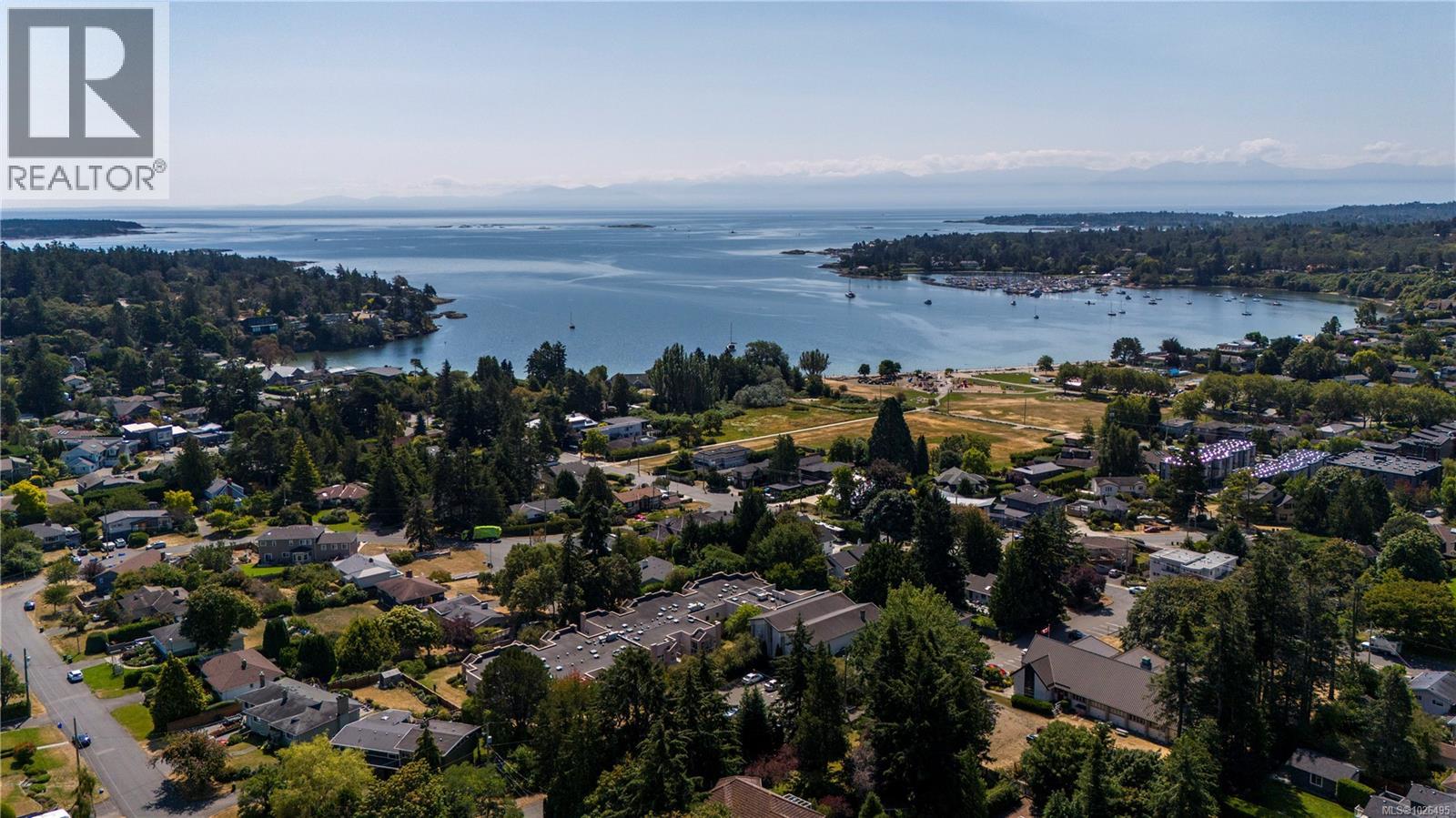 105 3915 St. Georges Lane, Saanich