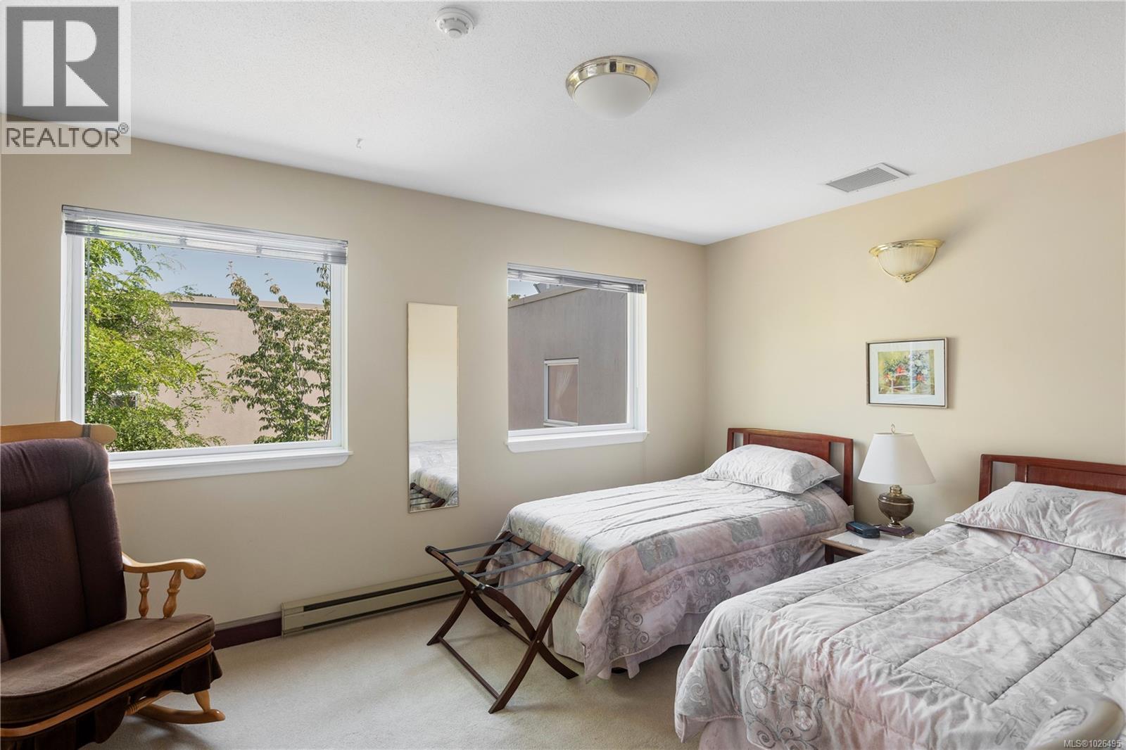 105 3915 St. Georges Lane, Saanich