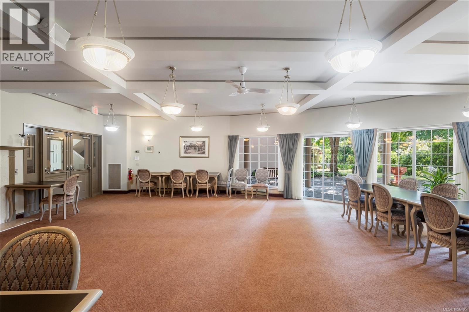 105 3915 St. Georges Lane, Saanich