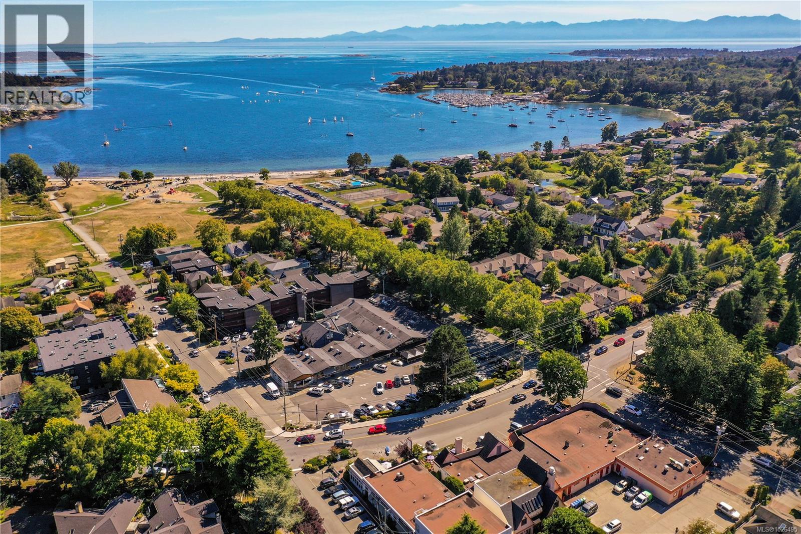 105 3915 St. Georges Lane, Saanich