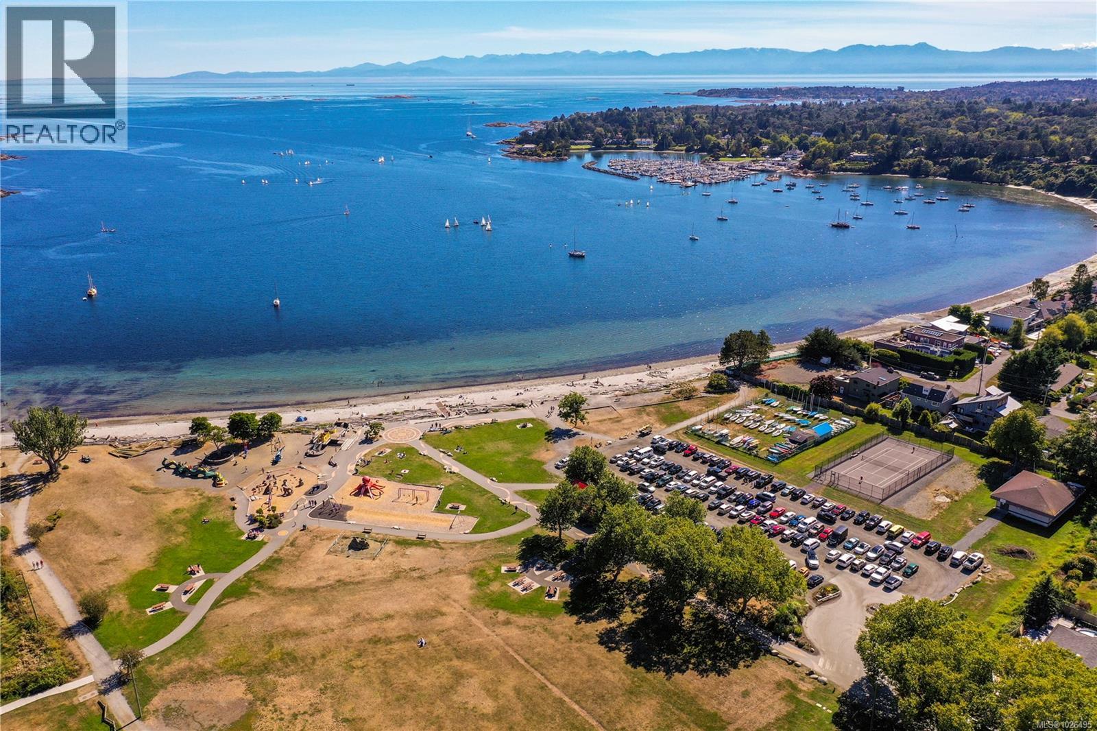 105 3915 St. Georges Lane, Saanich