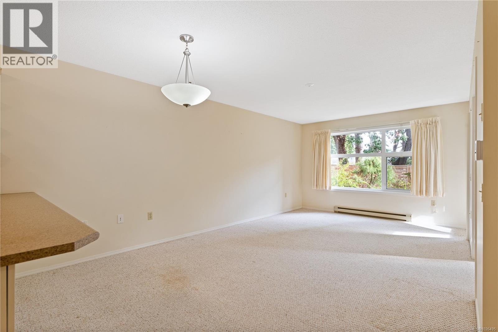 105 3915 St. Georges Lane, Saanich