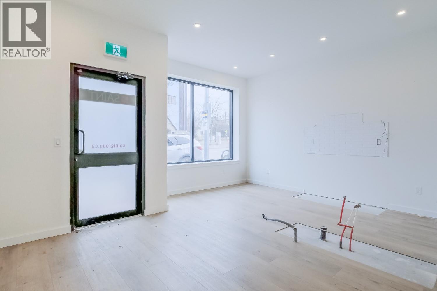 681 MAIN Street, Penticton