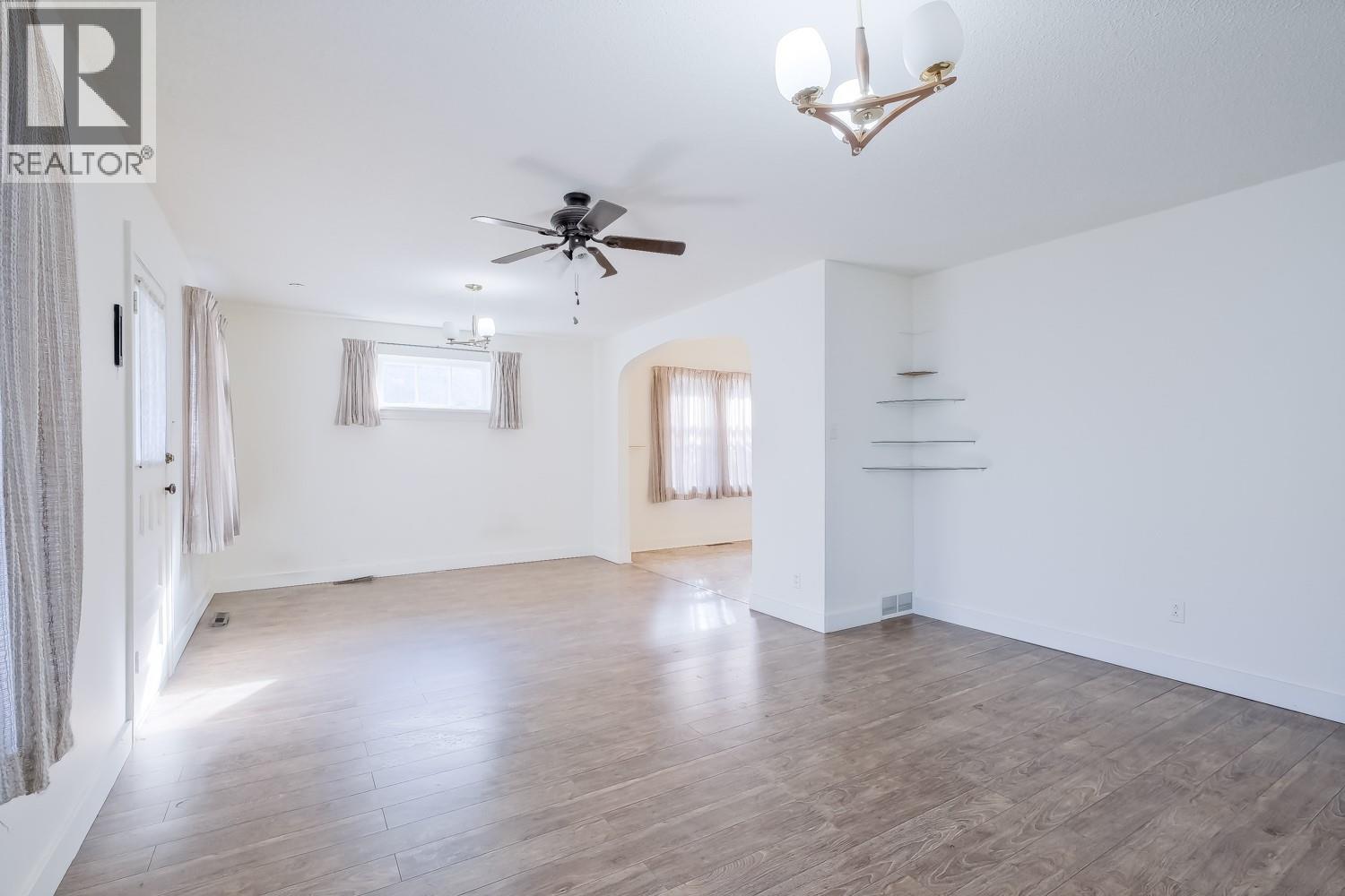 681 MAIN Street, Penticton