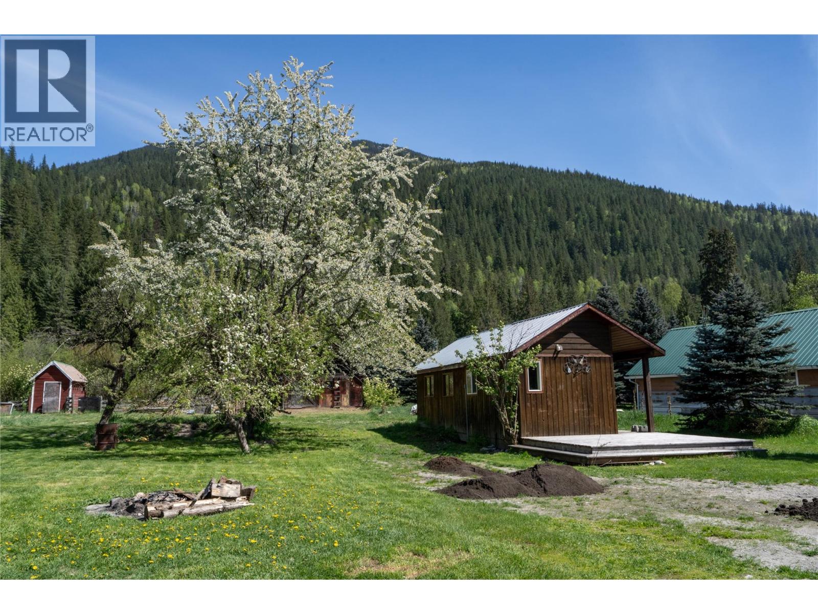 1918 Camozzi Road, Revelstoke
