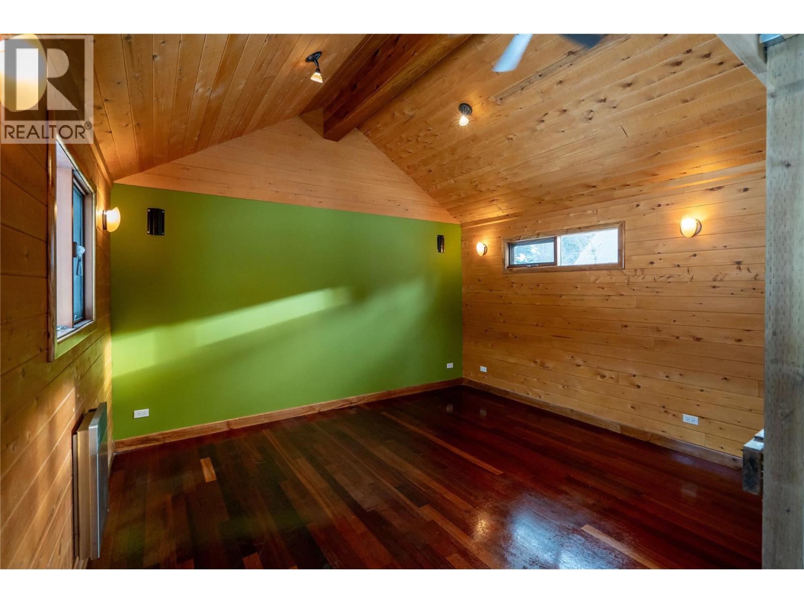 1918 Camozzi Road, Revelstoke