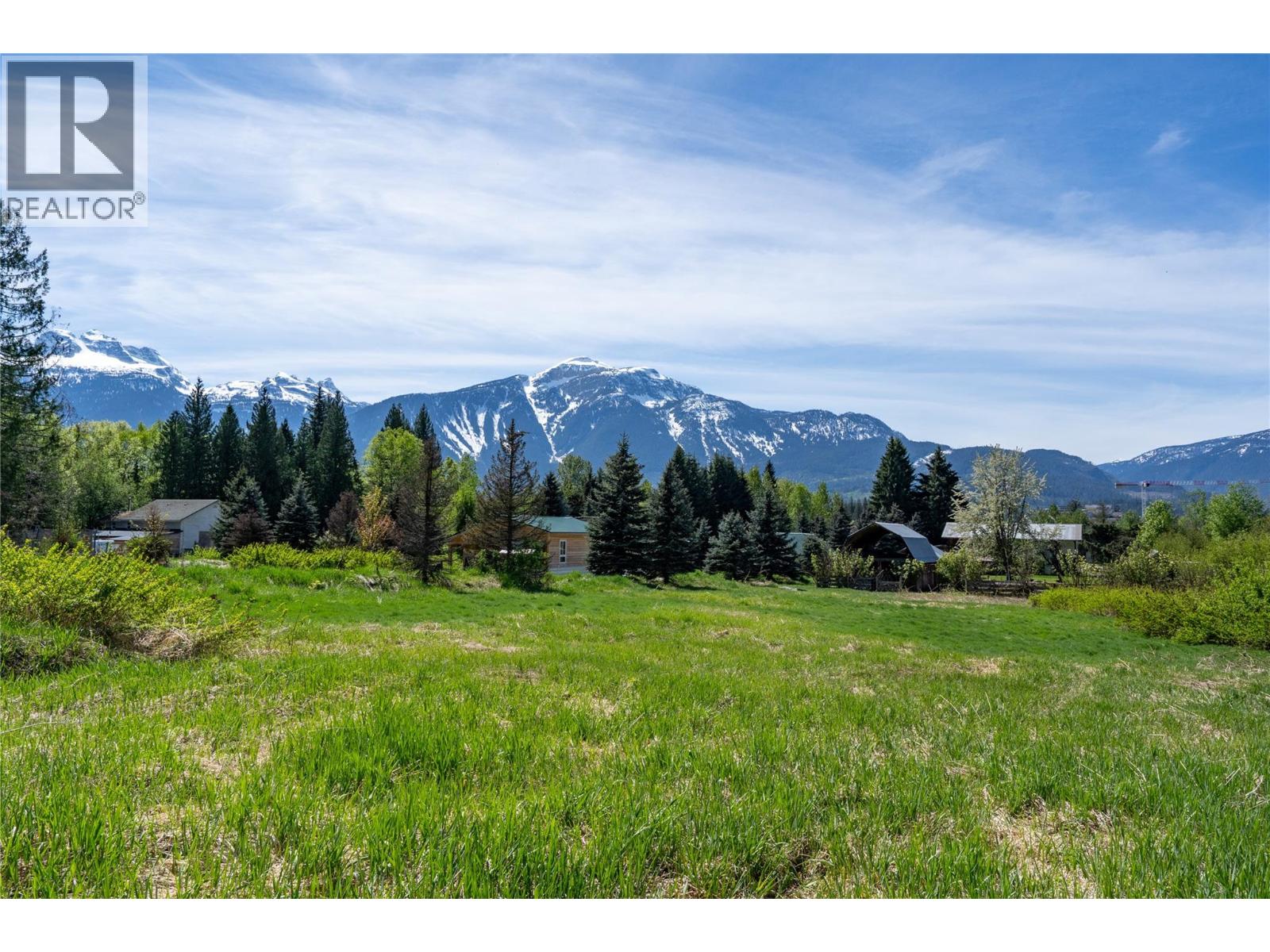 1918 Camozzi Road, Revelstoke