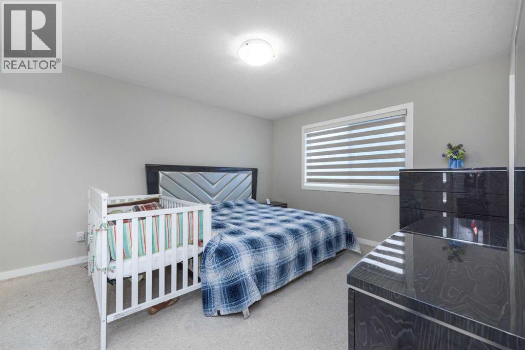 265 SANDPIPER CRESCENT - 23