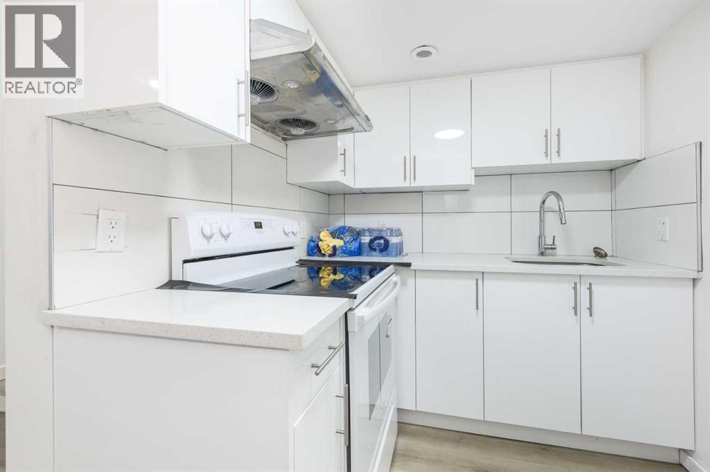 265 SANDPIPER CRESCENT - 33