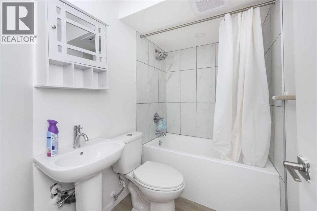 265 SANDPIPER CRESCENT - 35