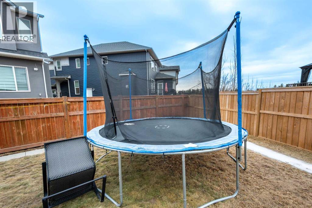 265 SANDPIPER CRESCENT - 38