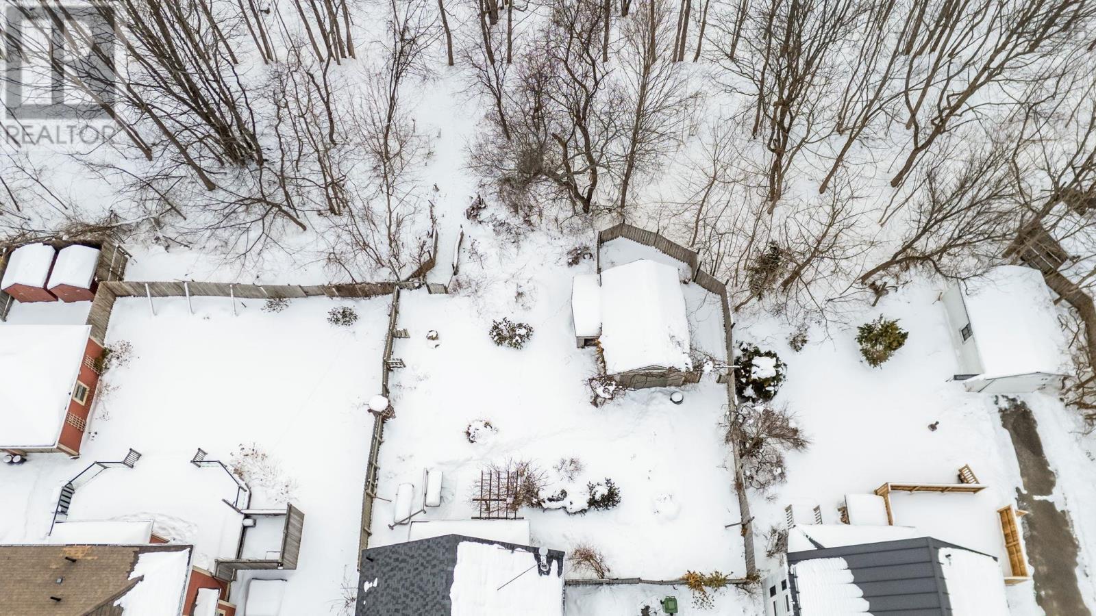 Property 28 of 28 of 33 Klondyke Street