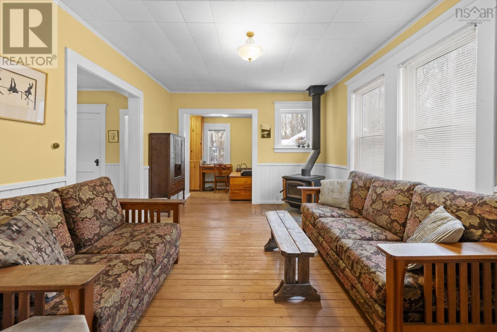 Property 6 of 28 of 33 Klondyke Street