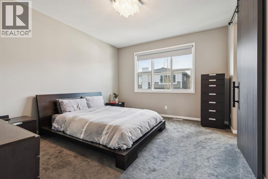 
          291 West Grove Point Southwest
            <br/>
            <span>Calgary</span>
            , 
            <span>AB</span>
             <span>T3H3A9</span>
         - Photo 21