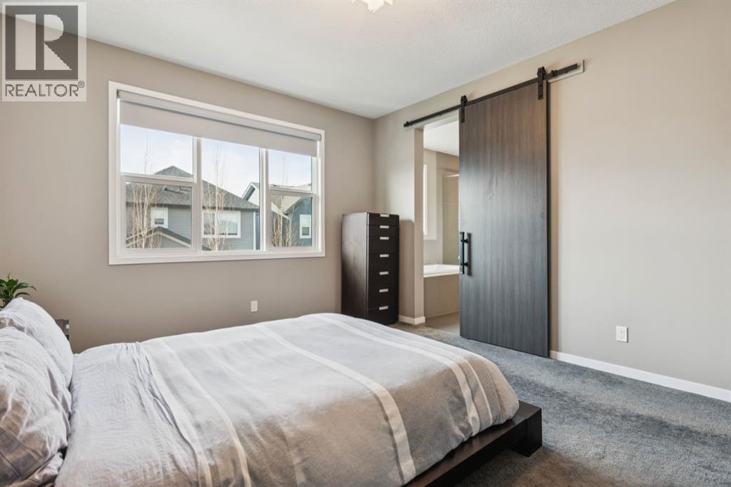 
          291 West Grove Point Southwest
            <br/>
            <span>Calgary</span>
            , 
            <span>AB</span>
             <span>T3H3A9</span>
         - Photo 22