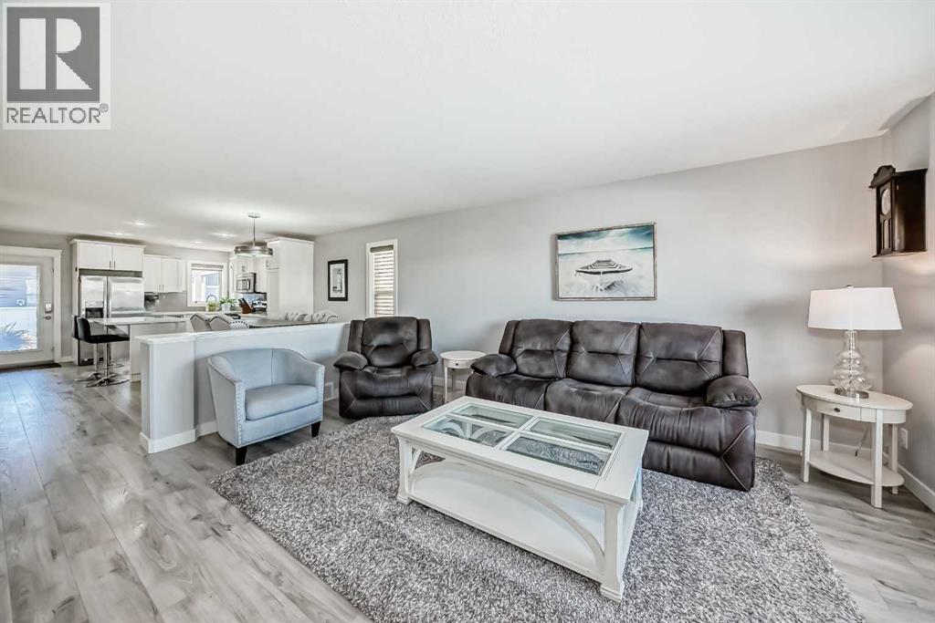 7 Victor Close - Photo 5 of 23, Sylvan Lake, Alberta