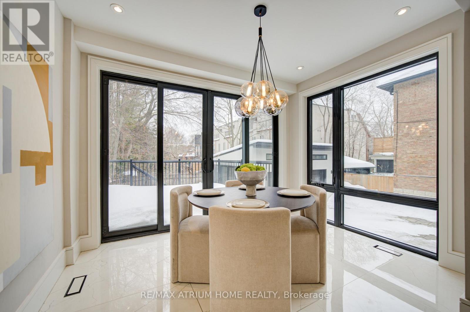 6 HILLHOLM ROAD - 10
