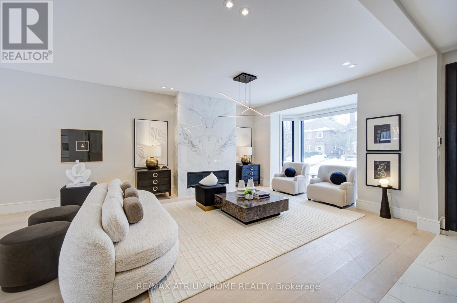 6 HILLHOLM ROAD - 2
