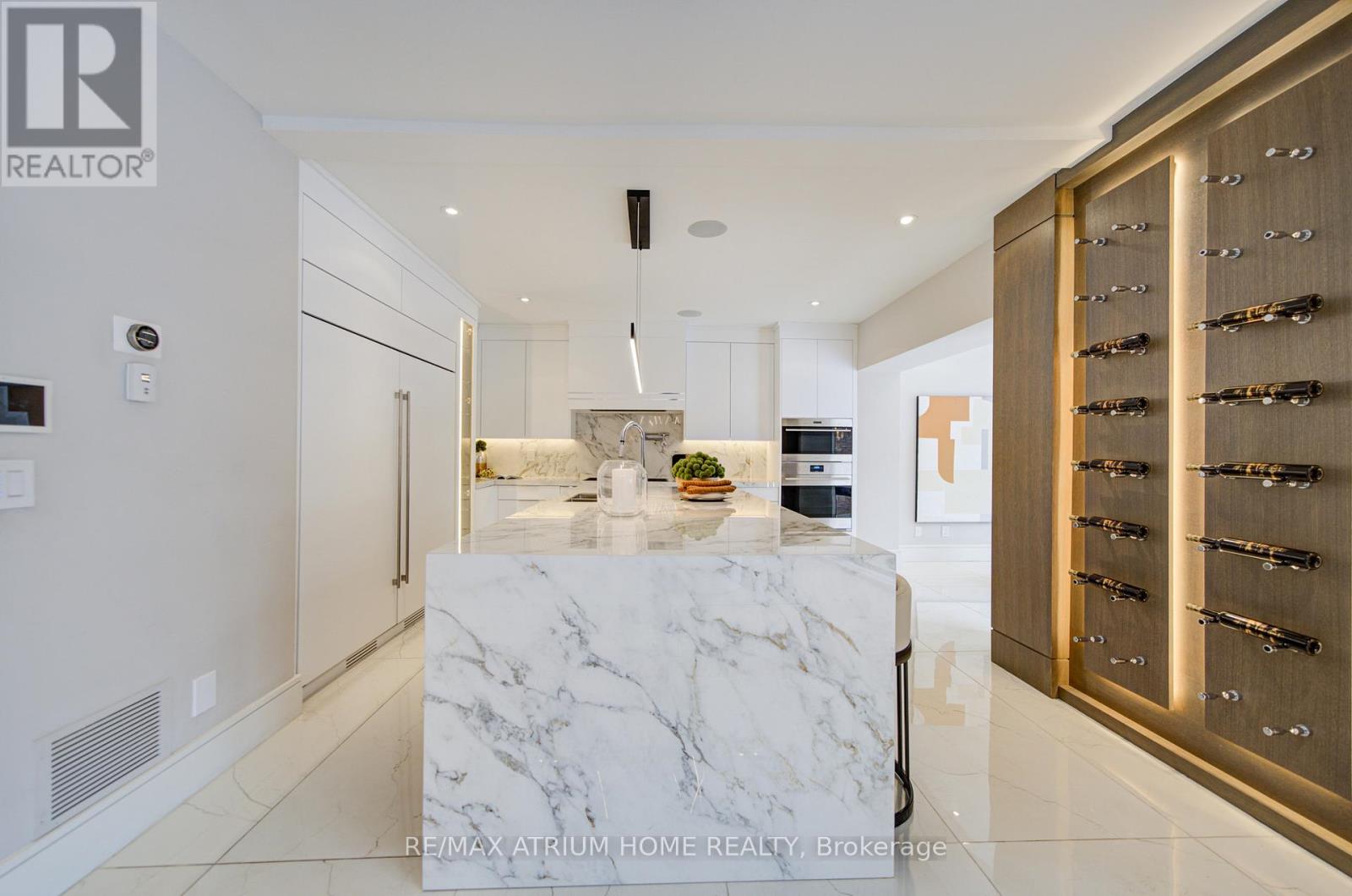 6 HILLHOLM ROAD - 8