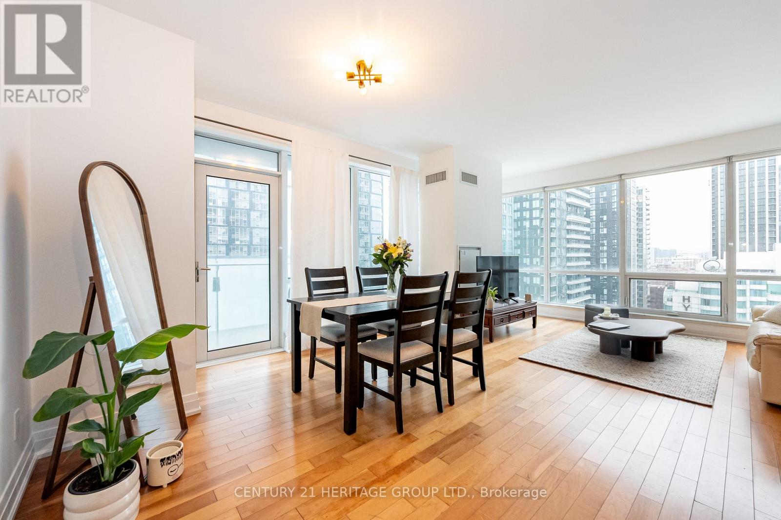 #2303 80 JOHN STREET - 14