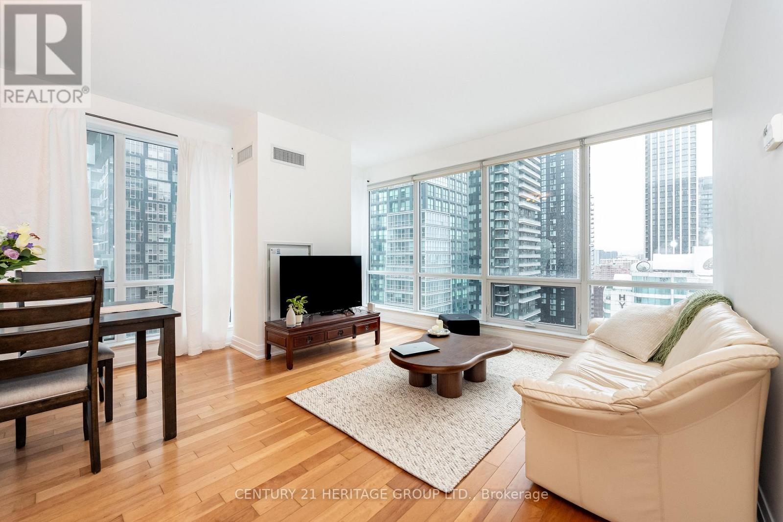 #2303 80 JOHN STREET - 16