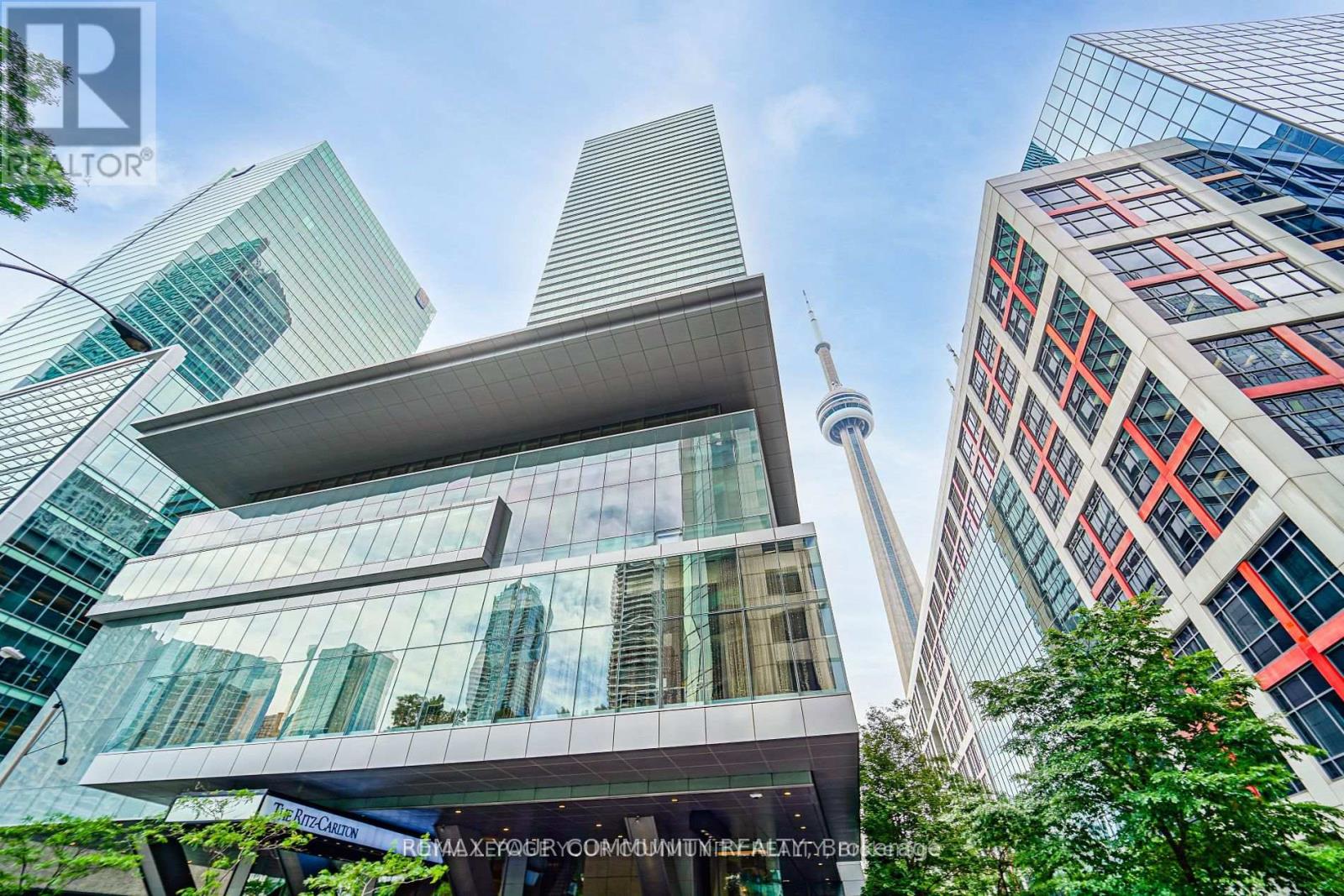 #3903 183 WELLINGTON STREET W - 2