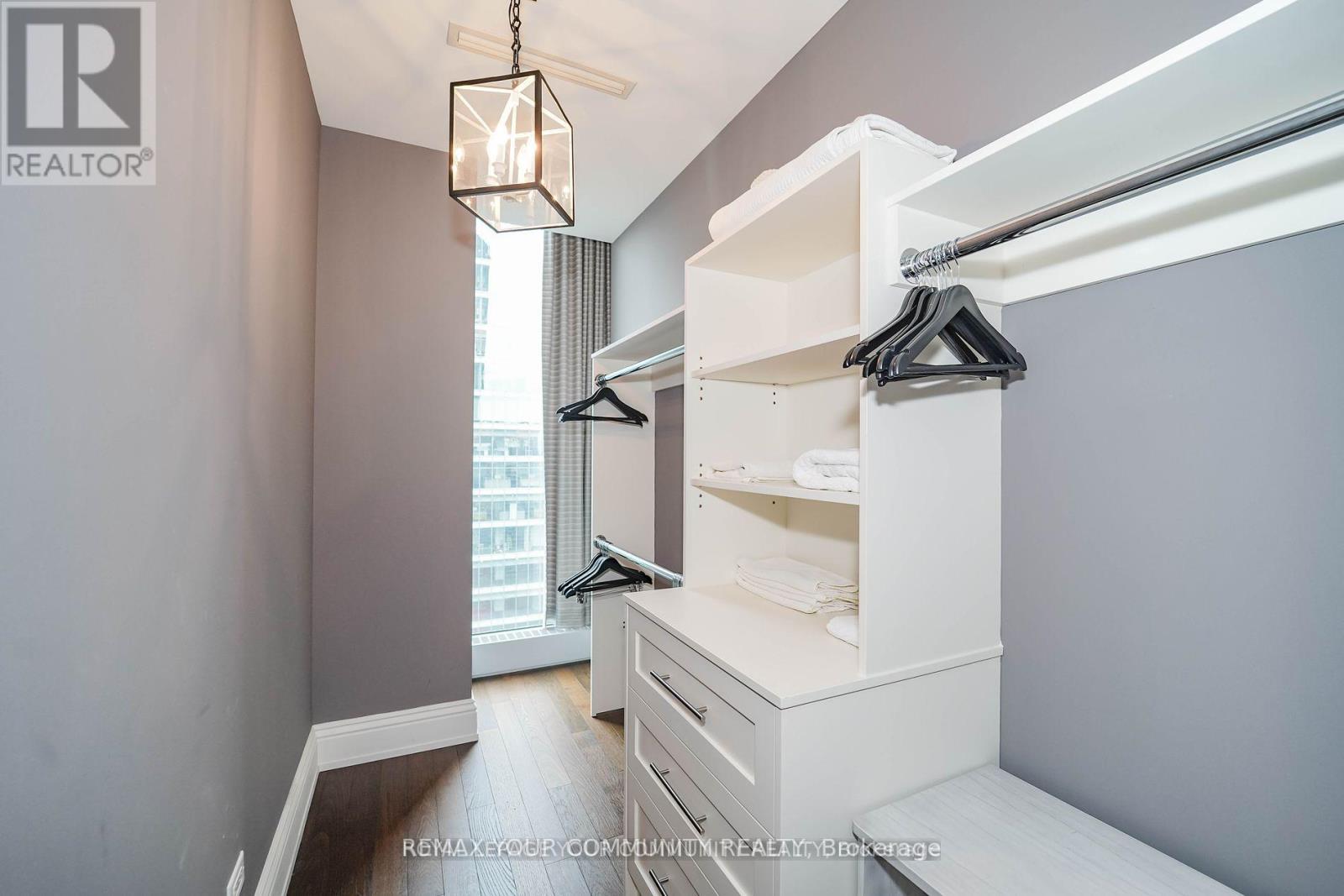 #3903 183 WELLINGTON STREET W - 21