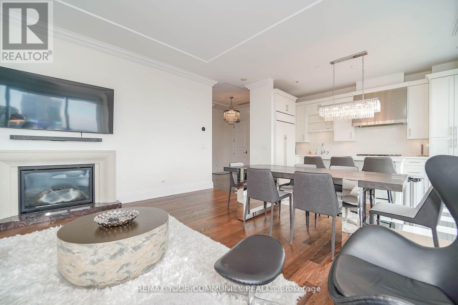 #3903 183 WELLINGTON STREET W - 7