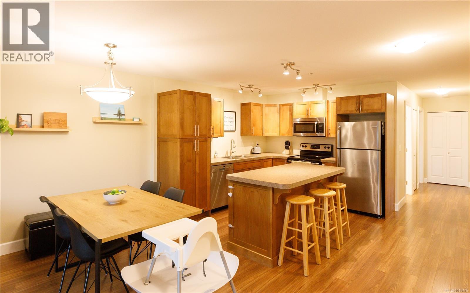 202 4460 Hedgestone Pl, Nanaimo