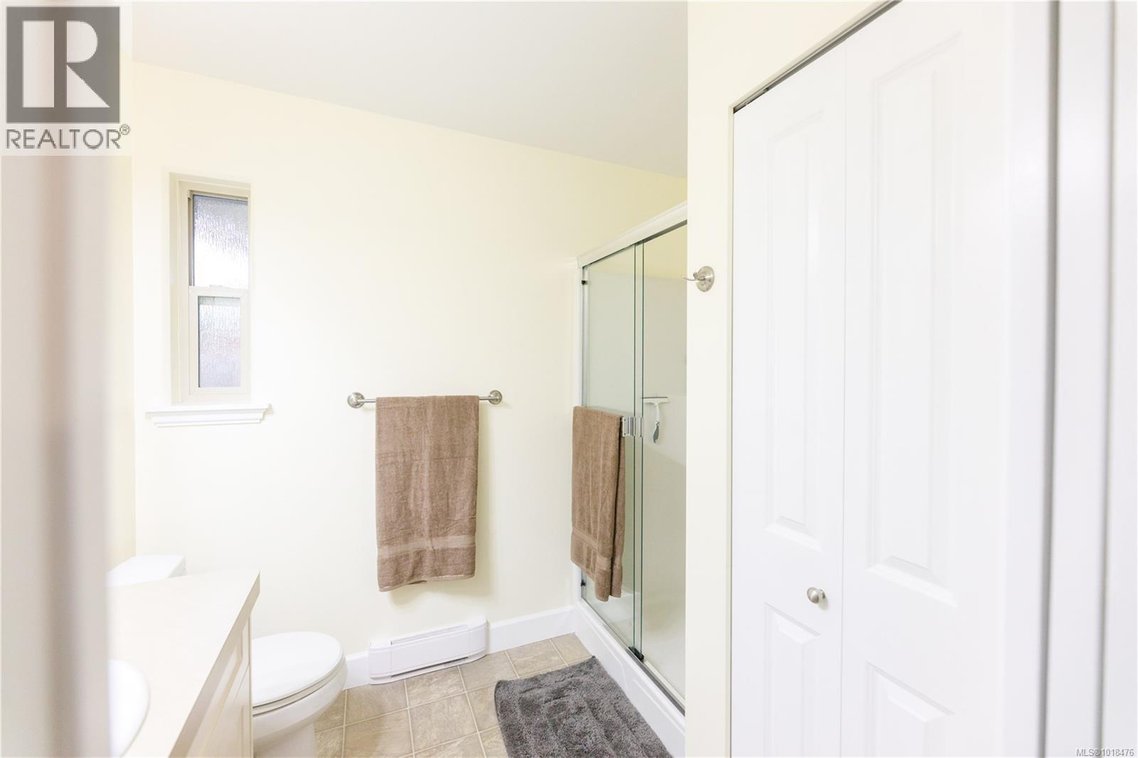 202 4460 Hedgestone Pl, Nanaimo