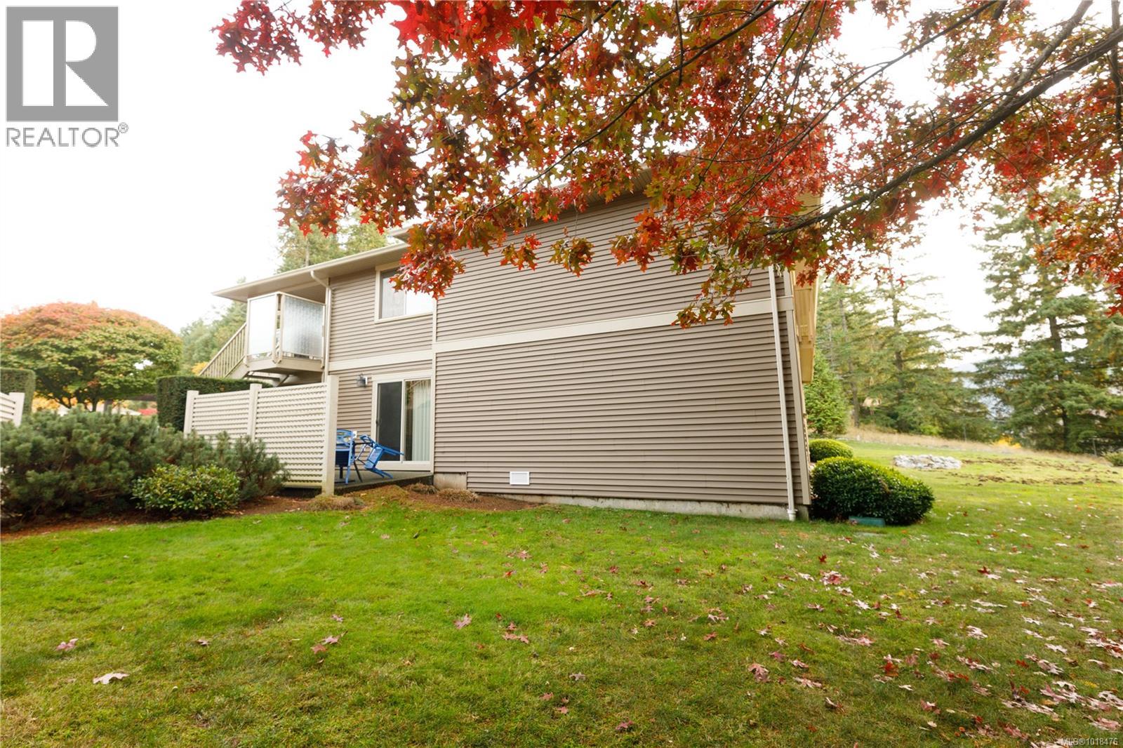 202 4460 Hedgestone Pl, Nanaimo