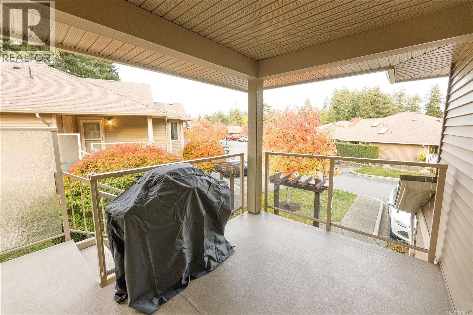 202 4460 Hedgestone Pl, Nanaimo