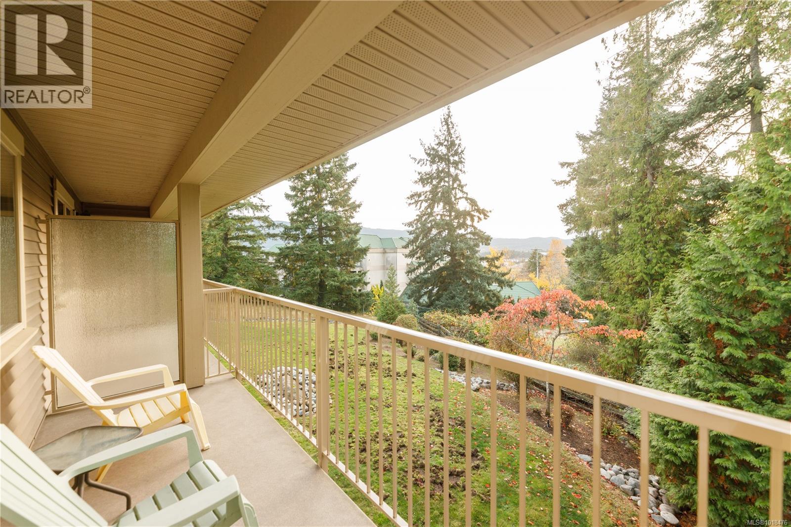 202 4460 Hedgestone Pl, Nanaimo